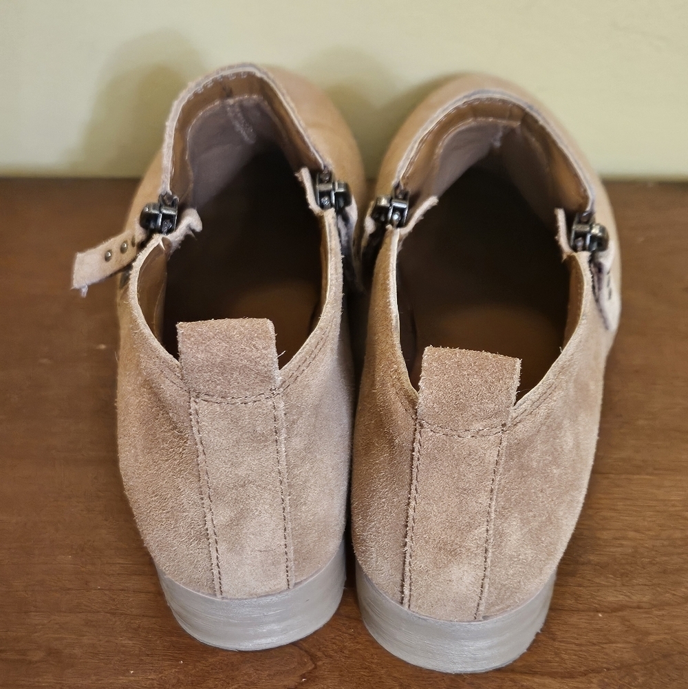 Bjorndal Judy or Geena ankle booties. Size 7.5 - Picture 10 of 12